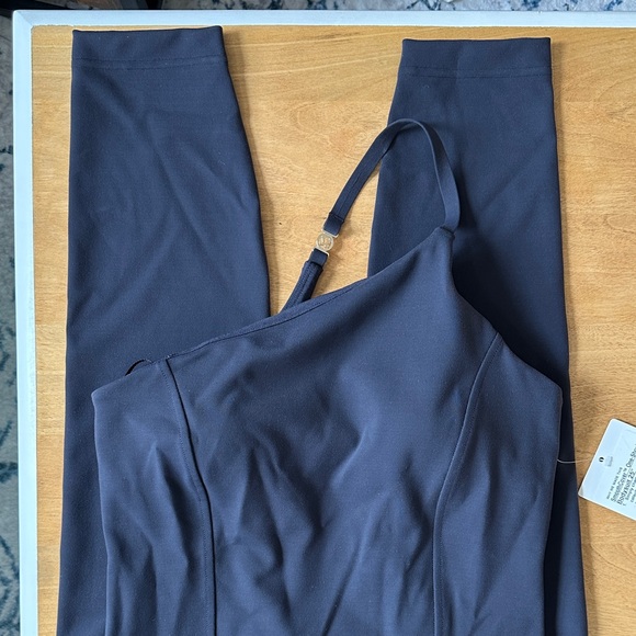 NEW Lululemon Athletica One-Shoulder Bodysuit - Picture 2 of 9